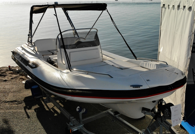 ZAR 53 Bateau à moteur neuf semi-rigide pneumatique au Cap ferret sur le Bassin d'Arcachon