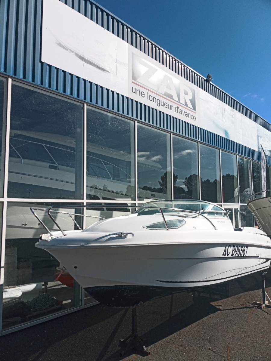 Beneteau Flyer 550 Cabin