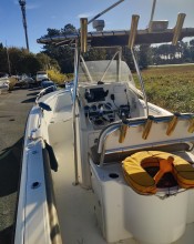 Bateau Americain de pêche pursuit 25 70 CC au Cap Ferret sur le bassin d Arcachon